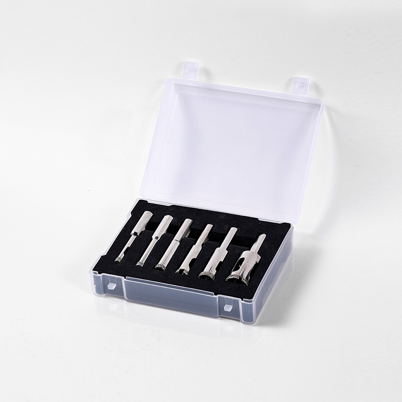 EG-B Electroplated Diamond Hole Saw Kit